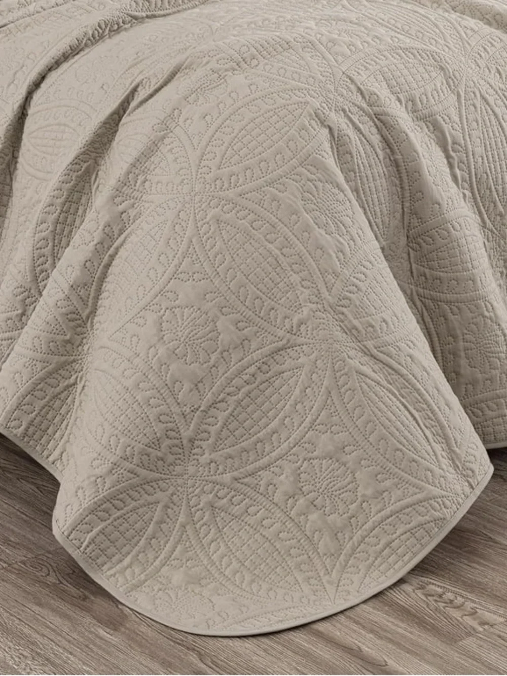 Neutral king 3 piece Quilted Bedspread Set - Taupe